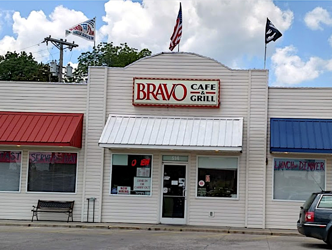Front of Bravo Cafe & Grill